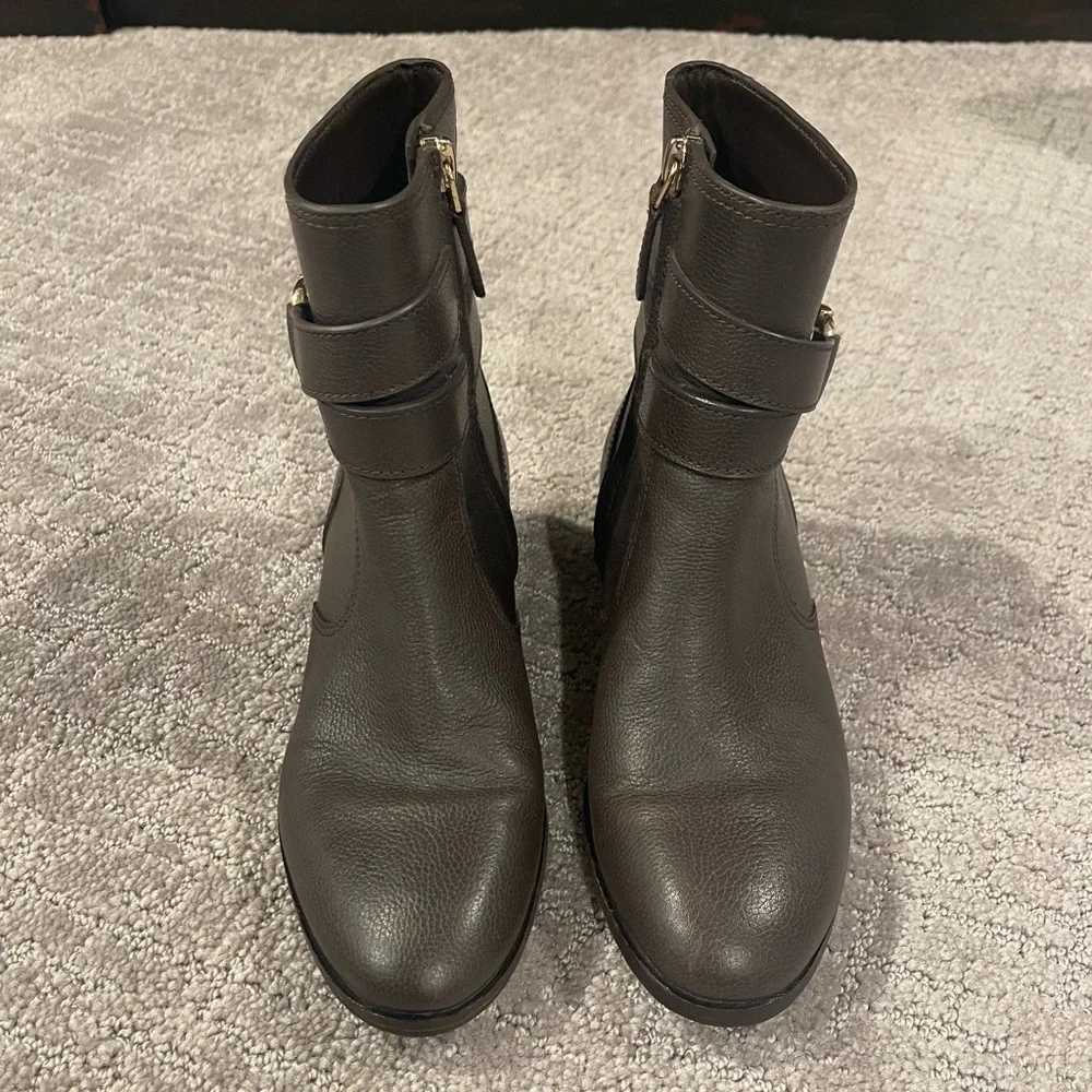 Tori Burch Gemini Link Chocolate Brown Leather Ankle Boots, 1.25” Heel, 6.5 M